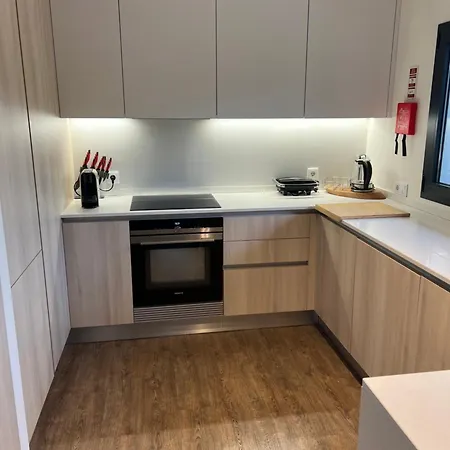 アパート T2 - レイリア