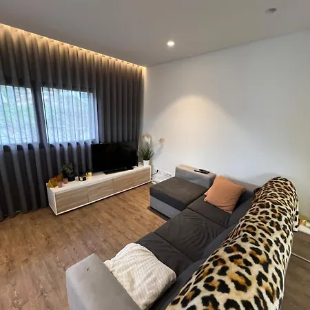 T2 - Apartman